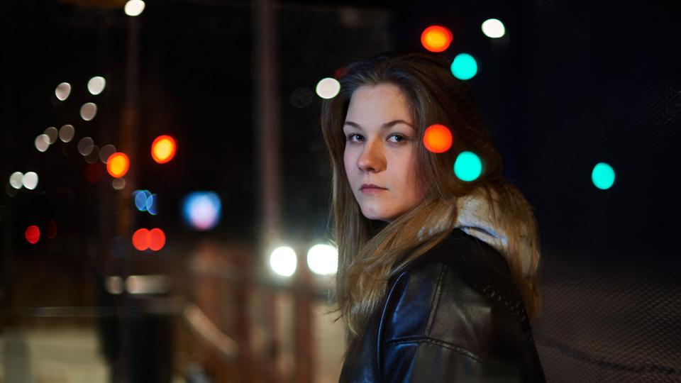 - Jeg har ikke tidligere tænkt over alt det, jeg gør for at passe på mig selv, det har bare siddet i kroppen, det er ikke engang noget, jeg har talt med veninder om før nu, fortæller 17-årige Maja Haubenreisser Poulsen. Foto: Henrik Bo <i>Foto: Henrik Bo</i>