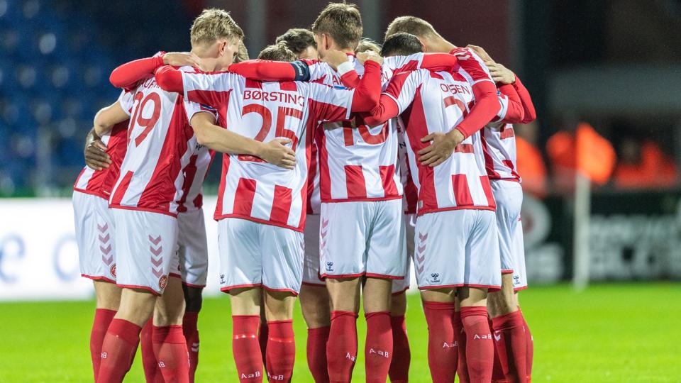AaB rejste sig i flok i anden halvleg og sikrede sejren i Haderslev. Foto: Peter Broen <i>Foto: Peter Broen</i>