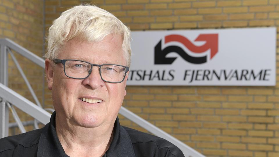 Formand for Hirtshals Fjernvarme Børge Vinther-Jensen mener ikke, at der er basis for at levere fjernvarme til landsbyer mellem Hjørring og Hirtshals.  Foto: Henrik Louis