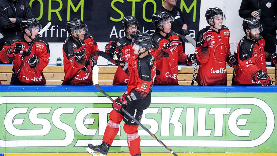 Josh MacDonald scorede Aalborg Pirates' første mål i Odense. Arkivfoto: Lars Pauli <i>Foto: Lars Pauli</i>