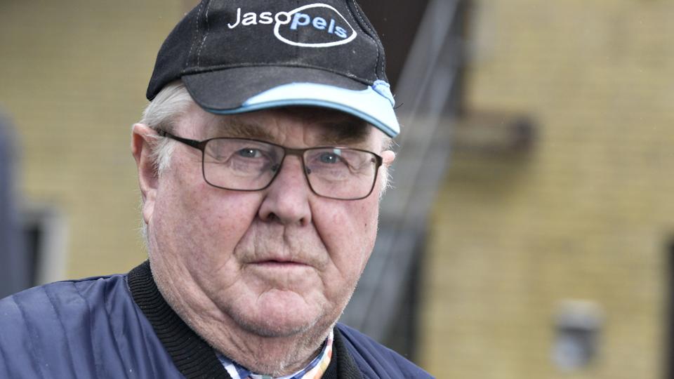 Svend Gregersen har været minkavler i 58 år. Han begyndte med 40 mink. I dag har han 2600 avlsdyr. Foto: Henrik Louis