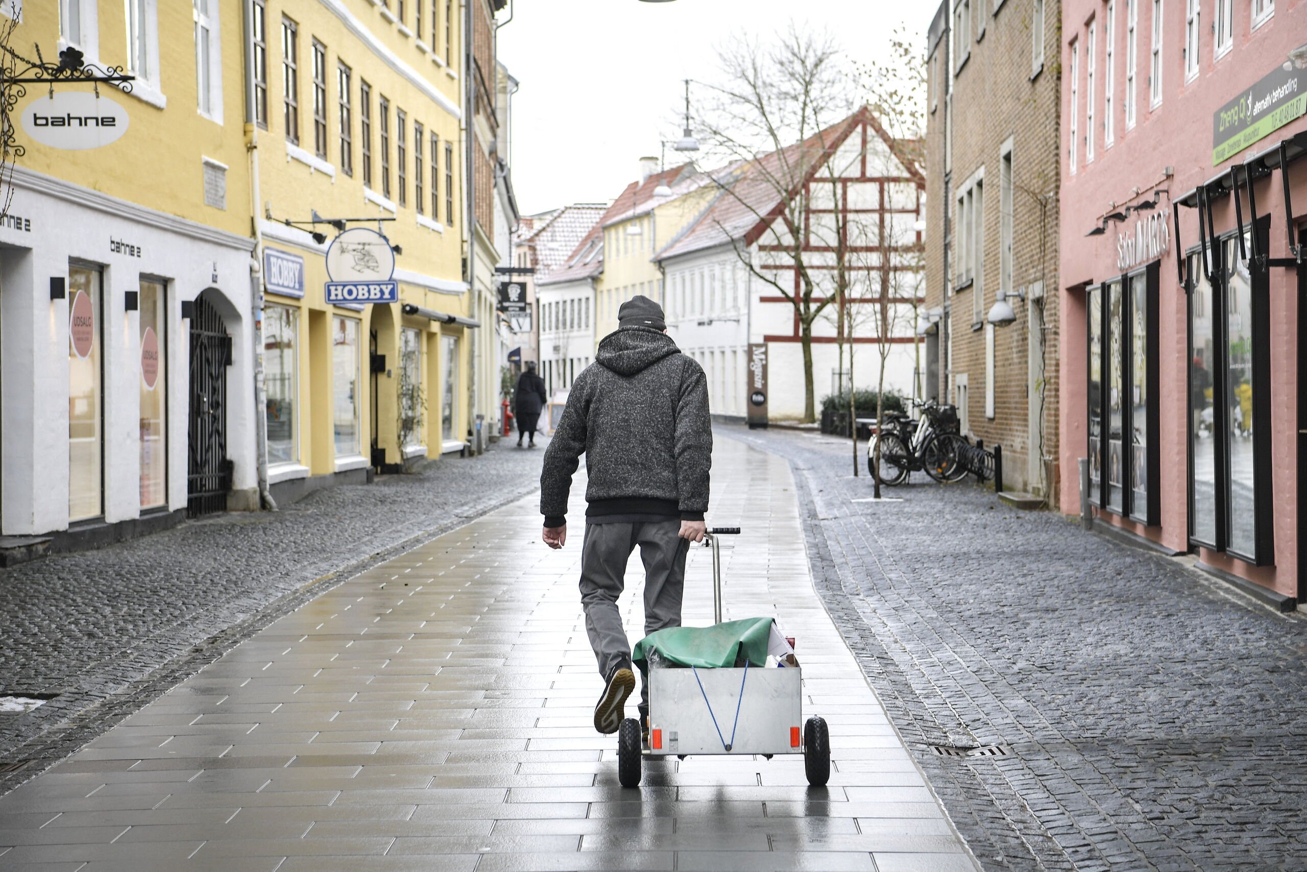 Hos Mandecentret bor de mænd, der er ved at afgrunden med 300 i timen | Nordjyske.dk