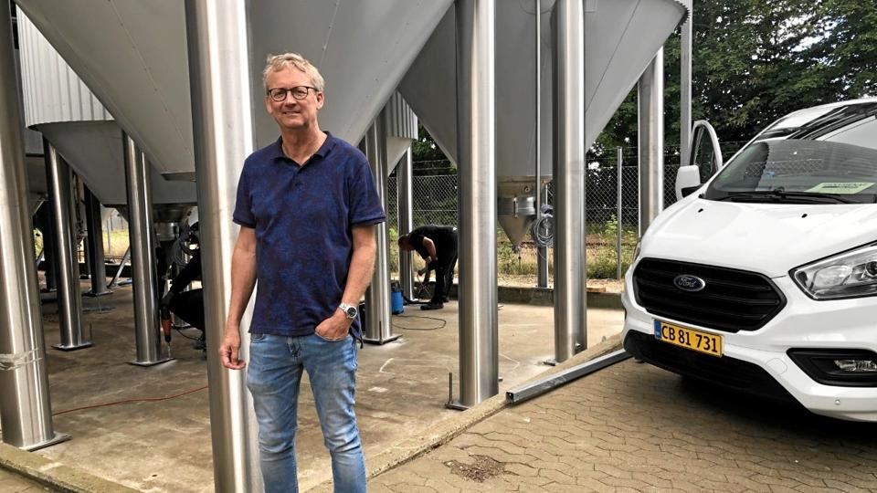 Brygmester Antoni Aagaard Madsen glæder sig til, at de nye tanke bliver taget i brug. Foto: Pernille Damsgaard