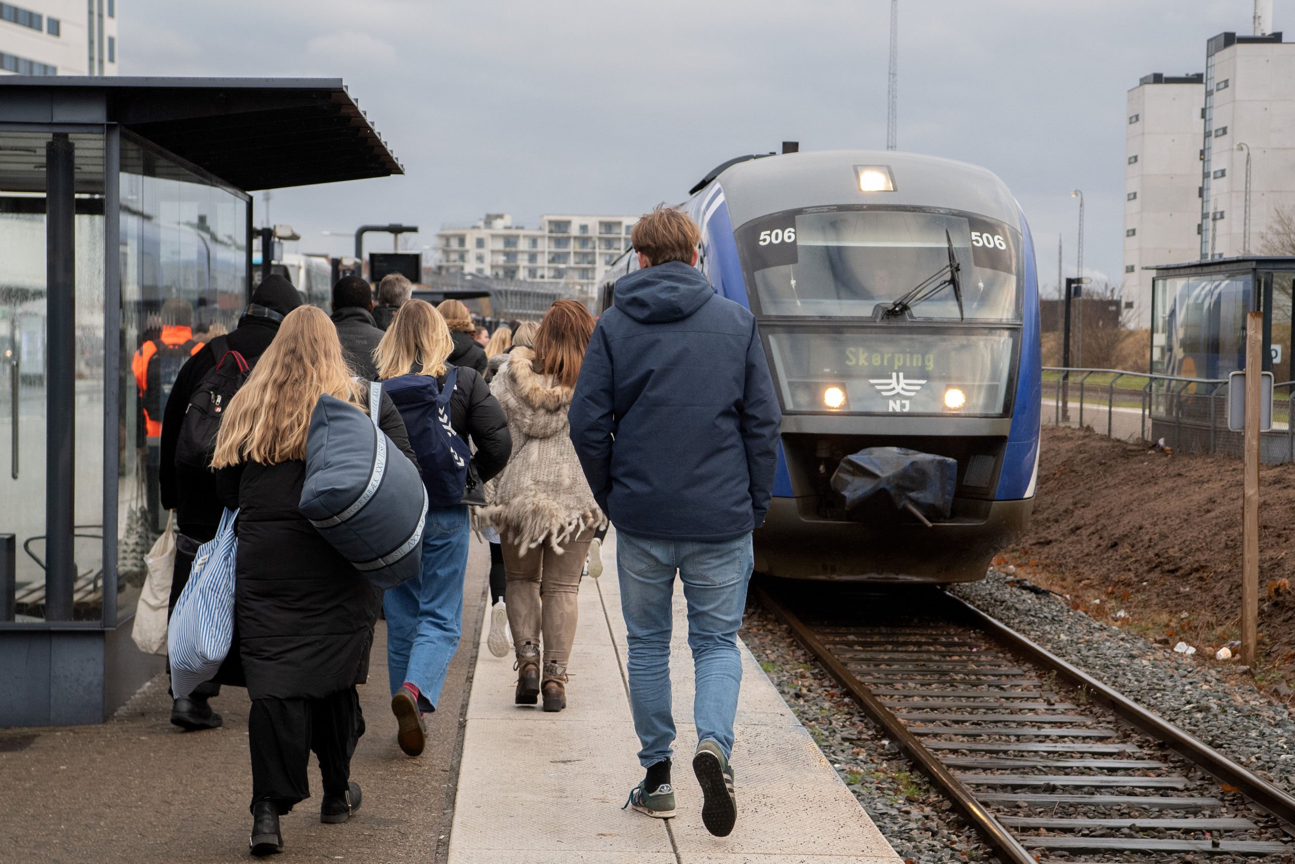 Umuligt at skaffe mere plads i nordjyske tog: Overvejer alternative løsninger