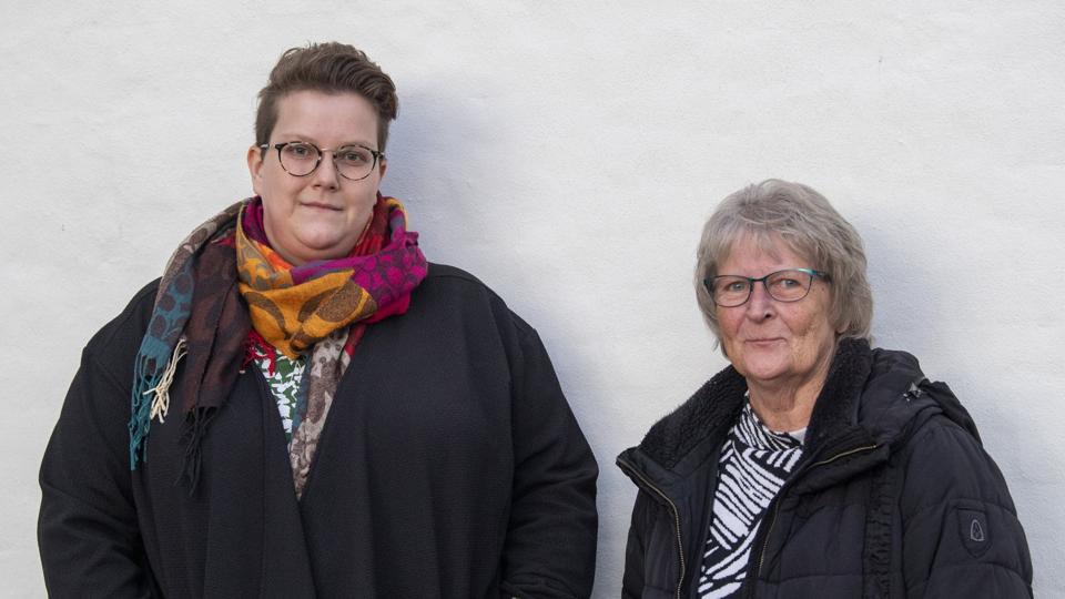 Rikke Betzer (tv) og Karen Lis Hvarre håber på boligforeningens hjælp. Lise Hansen, der også udtaler sig i denne artikel, ønsker ikke sit billede i NORDJYSKE.