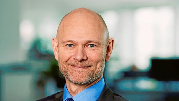Direktør Niels Skeby, Hanstholm Havn, understreger, at havnen skal have flere ben at stå på. Havnens forpligtelser er vokset markant med havneudvidelsen. Derfor er en af mine vigtigste opgaver at sikre en havn i økonomisk balance både på kort og lang sigt, siger han. Foto: Hanstholm Havn