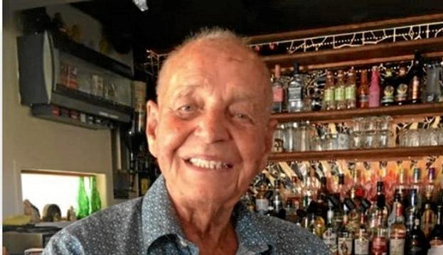 Ejvin Jensen blev hyldet på Café Buddhas Facebook-side, da han fyldte 85 år - og lykønskningerne væltede ind.