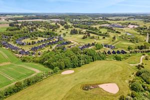 HimmerLand overtager selv salg af golfhuse