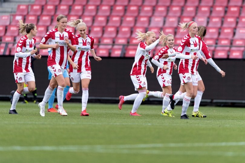 AaB kan stadig nå at sikre sig endnu en sæson i Gjensidige Kvindeligaen.