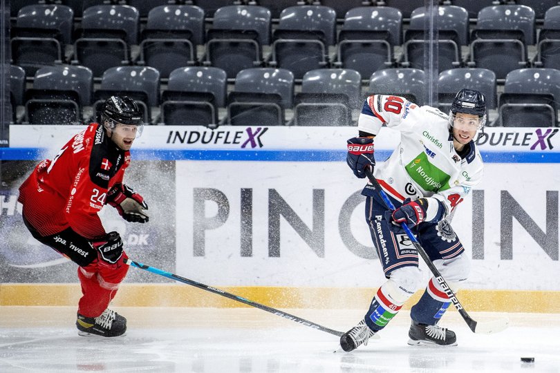 Jesper Jensen sikrede høgene sejren med to scoringer i 3. periode. Arkivfoto: Lars Pauli <i>Foto: Lars Pauli</i>