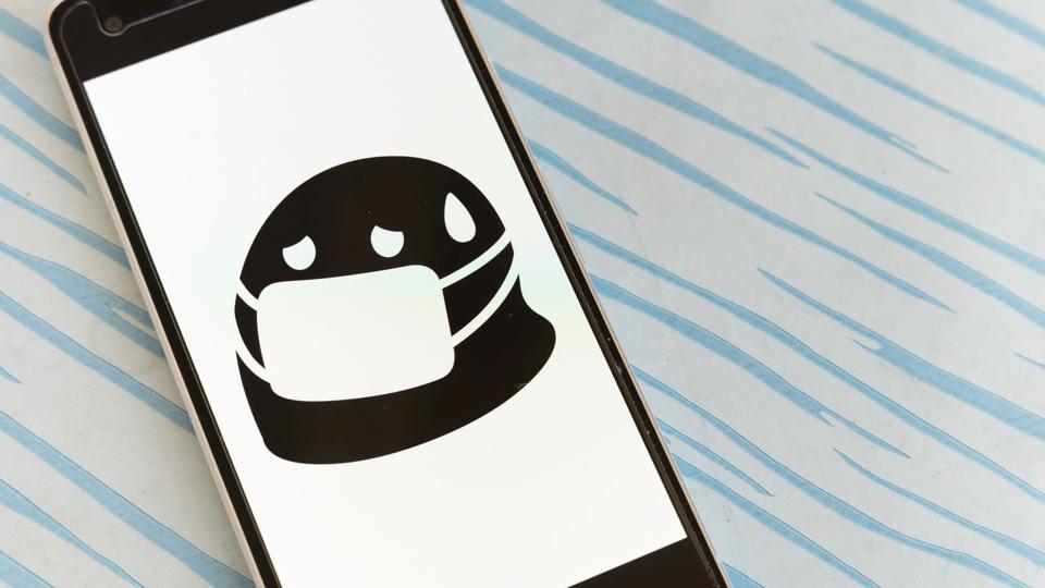 En sms med "ønsket" om uhelbredelig corona til en betjent og hans familie rakte ikke til en dom for chikane til en 23-årig nordjysk mand. Foto: Markus Winkler/Unsplash.com