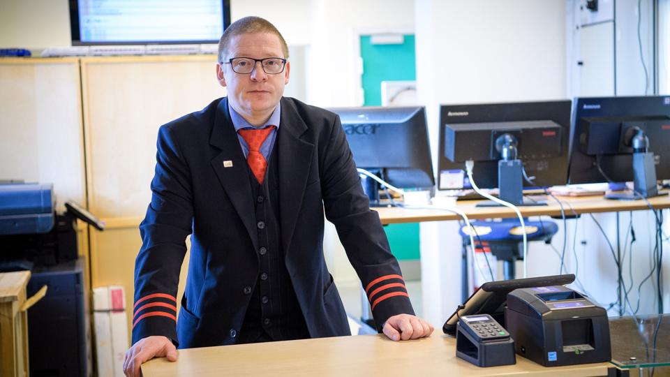 Ulrich Albrectsen gør opmærksom på, at ukrainere jo kan køre gratis med tog helt til Danmark, så man behøver ikke hente dem i bil. Arkivfoto: Bo Lehm <i>Bo Lehm</i>