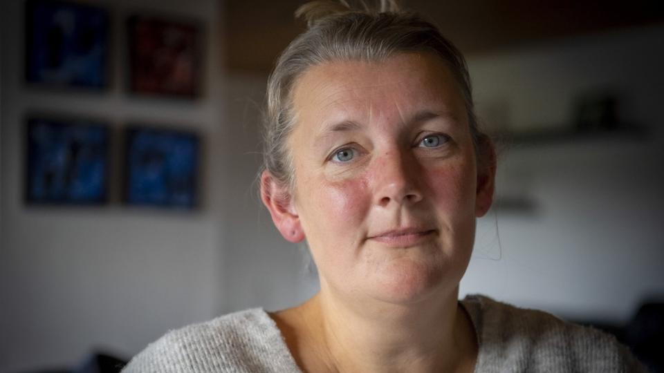 Ulla Husted husker tilbage, da hendes ældste søn gik på Tingstrup Skole, for mobning er ikke noget, der netop er opstået i 9.a. Hun mener, ledelsen skulle have handlet tidligere. Hun valgte i sin tid at flytte sønnen til en anden skole. Samtidig er hun opmærksom på, at mobberne også selv er nogle sårbare børn.