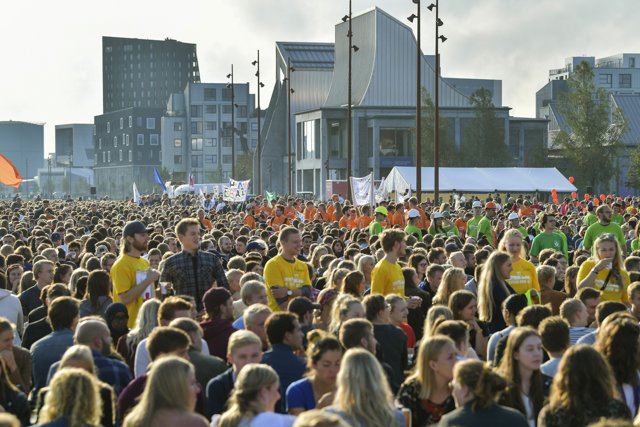 3800 nye studerende var mandag inviteret til morgenmad på Honnørkajen i Aalborg.