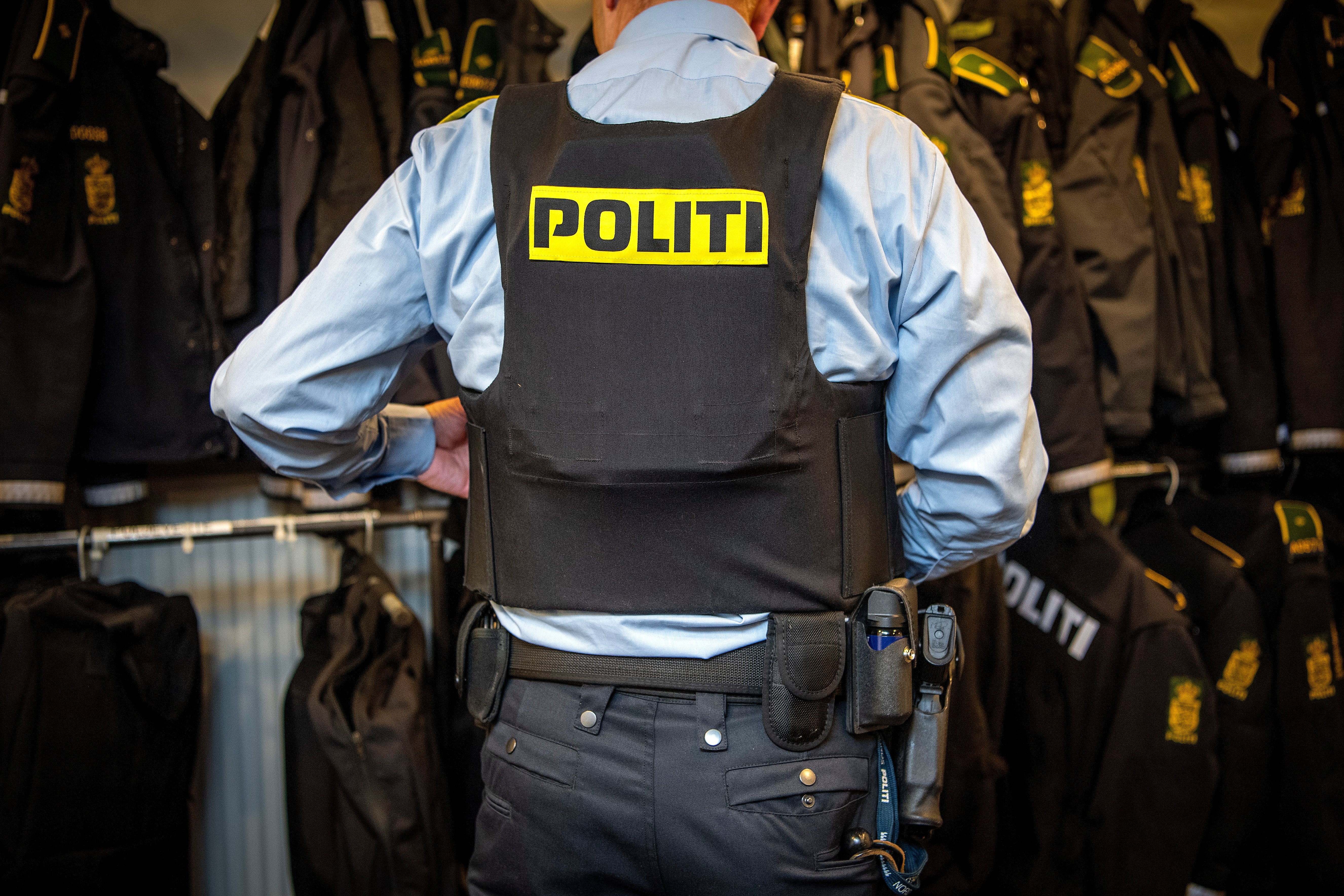 hamburger bark Paine Gillic Politiet øver sig: Bevæbnet politi i gaderne | Nordjyske.dk