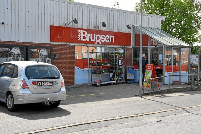 Senest der var gang i butikken på Refsvej 28 i Thisted var der dagligvarer på hylderne. Nu satser Morten H. Christensen på at indrette lokalet til et legeland som del af franchisekæden Hermans Hule. <i>Arkivfoto: Peter Mørk</i>