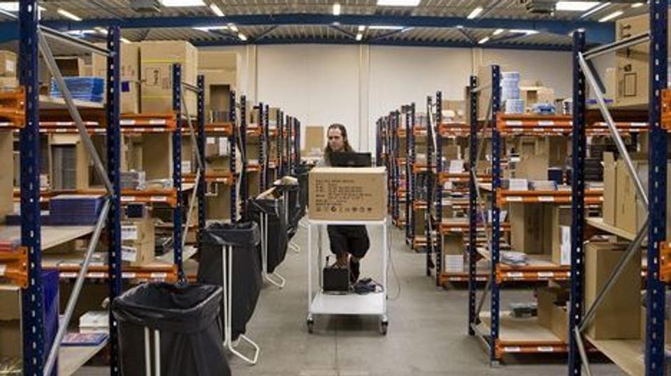 Coolshop ønsker i den nuværende situation ikke besøg af en fotograf fra NORDJYSKE. Derfor dette arkivfoto fra lageret i Nørresundby. Arkivfoto: Martin Damgård
