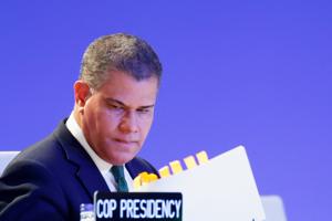 COP-formand sigter mod at lande ambitiøs klimaaftale fredag