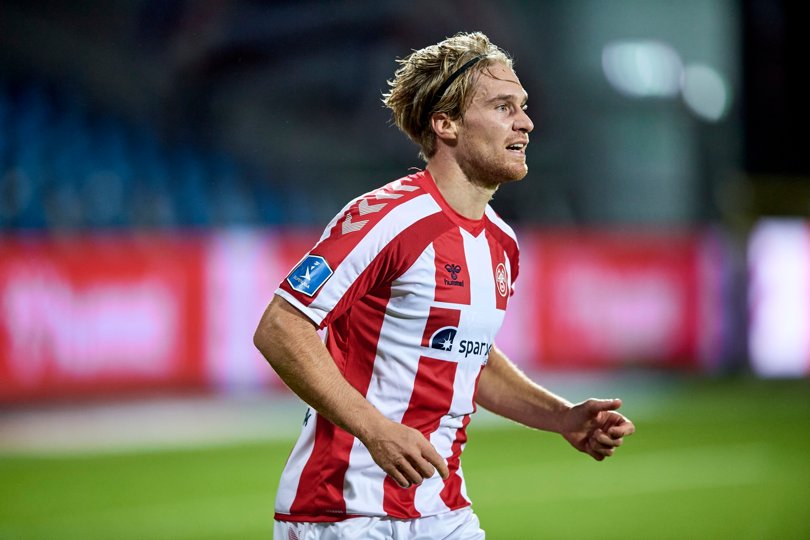 Han blev vejet for let og for gammel i AaB. Men i Grækenland viste hollandske Tom van Weert efterfølgende, at han fortsat ved, hvor målet står. <i>Arkivfoto: Henrik Bo</i>