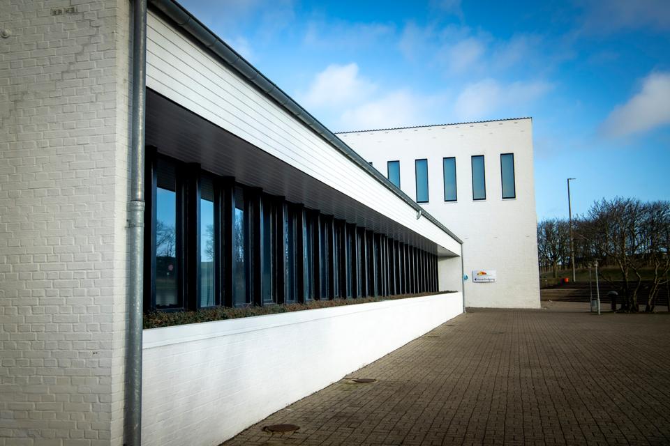 Gymnasiet skylder ifølge firma et mindre beløb. <i>Foto: Kim Dahl Hansen</i>
