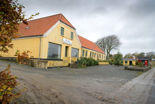 De nye ejere har konstateret, at købmandsgården er i god stand. <i>Arkivfoto: Bo Lehm</i>