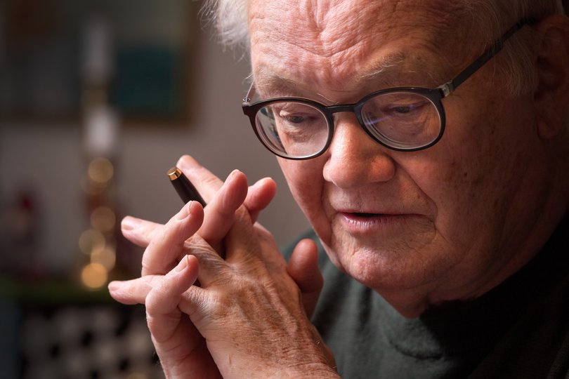 Peter Mouritzen er vældig aktiv ved tastaturet. <i>Foto: Torben Hansen</i>
