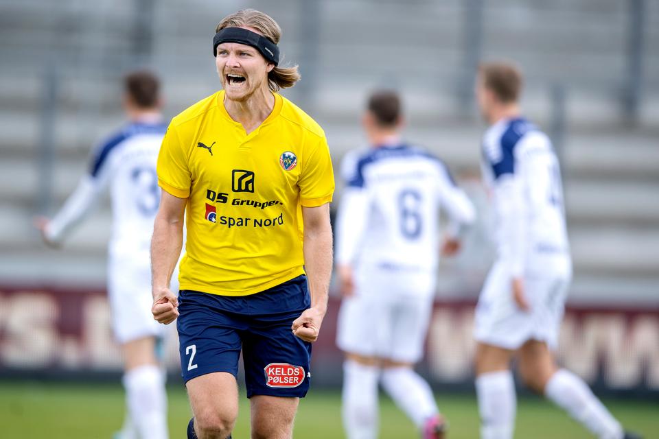 Simon Jakobsen har forlægnet sin kontrakt med Hobro IK. <i>Arkivfoto: Lars Pauli</i>