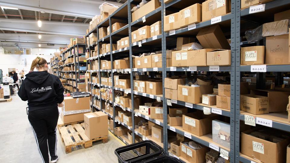 Det lykkedes ikke tyveknægtene at komme helt ind på Luksusbabys lager. Og virksomhedens videoovervågnings-kameraer fangede fire gerningsmænd omkring klokken 02 natten til søndag. <i>Arkivfoto: Kim Dahl Hansen</i>
