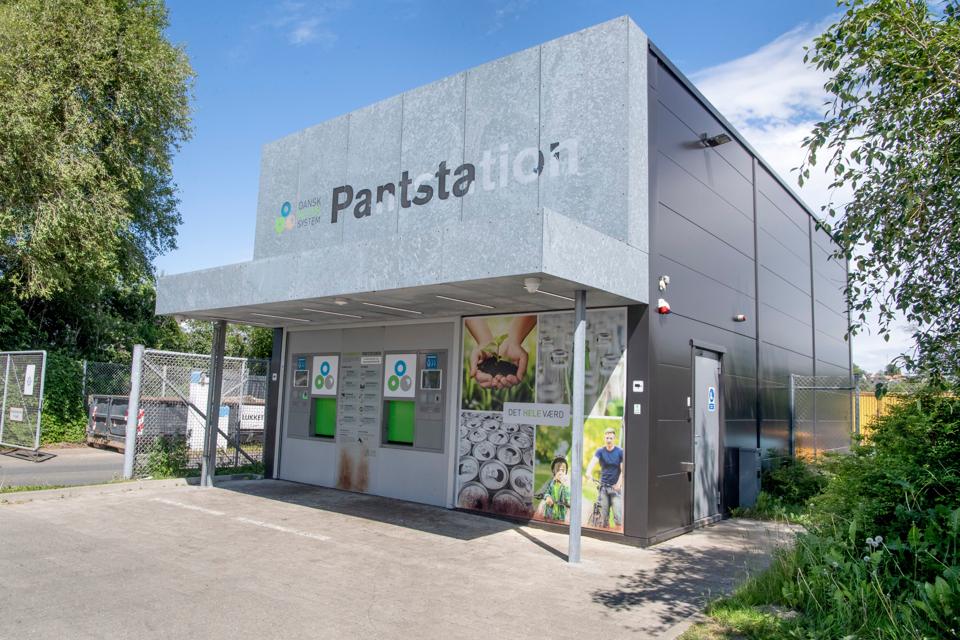 Aalborg pantstation på Over Bækken skal lukke ned og flytte til en ny placering. <i>Arkivfoto: Henrik Louis</i>