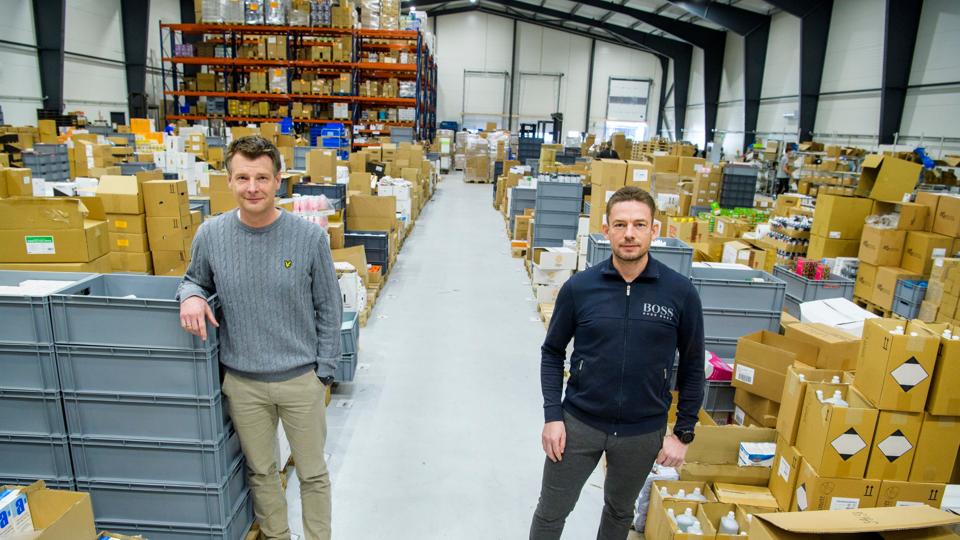 Nils Træholt og Kristian Brinckmann får deres drøm opfyldt, når deres netbutik Med24 lige efter sommer kan sende de første pakker med receptmedicin ud til norske kunder. <i>Arkivfoto: Kim Dahl Hansen</i>