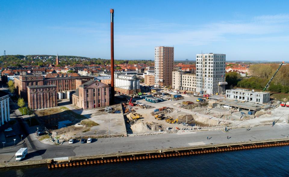 Spritten A/S skulle være hørt vedrørende kystsikring ud for Spritten, fastslår Miljø- og Fødevareklagenævnet, der kommer med skarp kritik af Aalborg Kommunes sagsbehandling og omgør kommunens beslutning. <i>Foto: Lars Pauli</i>