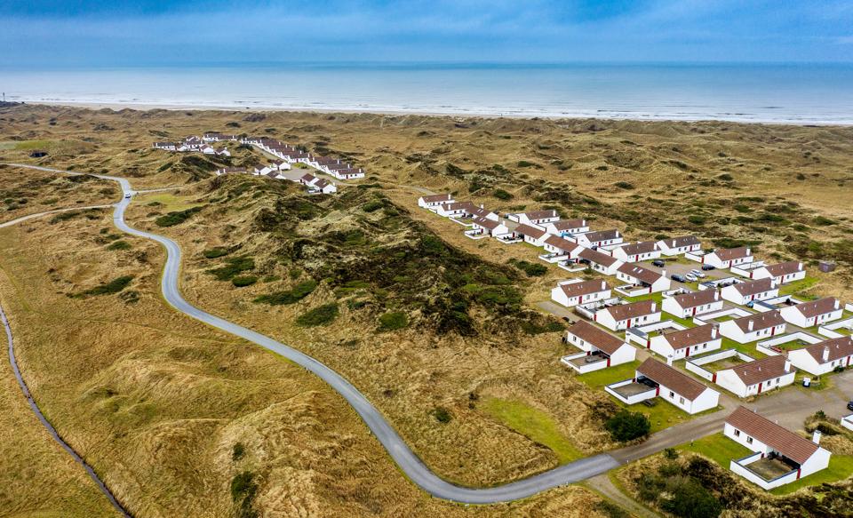 Jammerbugt Kommune har revideret forslaget til lokalplanen for et sommerhusområde i Rødhus Klit. Dette forslag møder dog fortsat modstand. I forbindelse med den offentlige høring er der indkommet 82 indsigelser. <i>Arkivfoto: Henrik Bo</i>