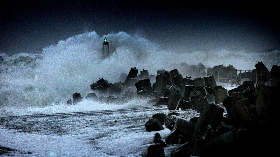 Kraftig blæst rammer Nordjylland, og ved kysten kan der måske komme vindstød helt op til stærk stormstyrke <i>Arkivfoto: Klaus Madsen</i>