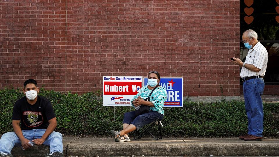 FILE PHOTO: Early voting begins in Texas <i>Go Nakamura/Reuters</i>