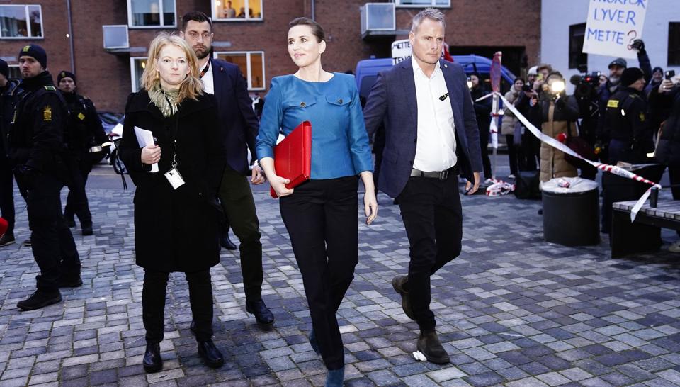 Statsministeren ankommer til afhøringer i Minkkommissionen <i>Mads Claus Rasmussen/Ritzau Scanpix</i>