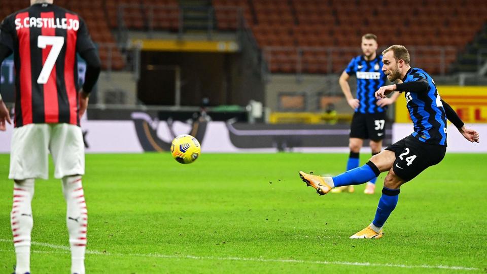 FILES-FBL-ITA-SERIEA-AC MILAN-INTER-ERIKSEN-KJAER <i>Miguel Medina/Ritzau Scanpix</i>