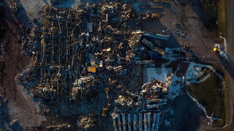Devastating outbreak of tornadoes ripped through several U.S. states <i>Adrees Latif/Reuters</i>