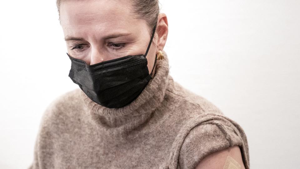 Statsminister Mette Frederiksen får sit tredje stik <i>Mads Claus Rasmussen/Ritzau Scanpix</i>