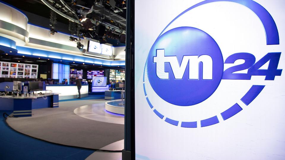 General view of TVN station''s TVN24 television channel studio in Warsaw <i>Jakub Stezycki/Reuters</i>