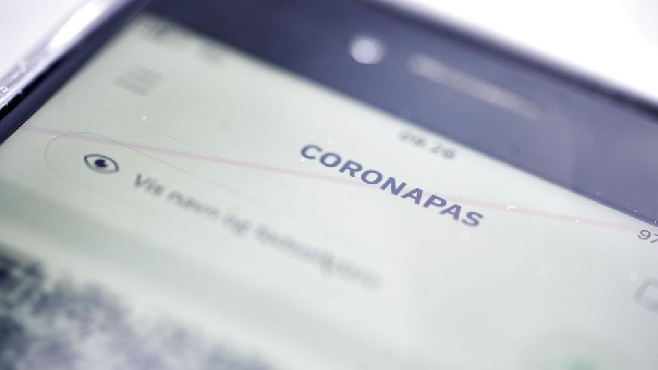 Ny coronapas-app kan nu downloades <i>Signe Goldmann/Ritzau Scanpix</i>