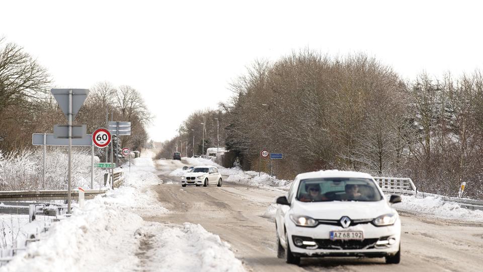Sne på vejene omkring og på E45 Nordjyske Motorvej i Jylland <i>Bo Amstrup/Ritzau Scanpix</i>