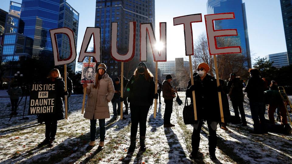 Manslaughter trial of former Minnesota police Kimberly Potter in Minneapolis <i>Adam Bettcher/Reuters</i>