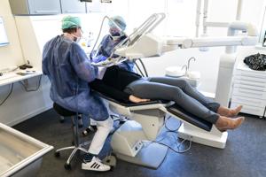 Tandlæger tvivler på lov om gratis tandpleje til unge