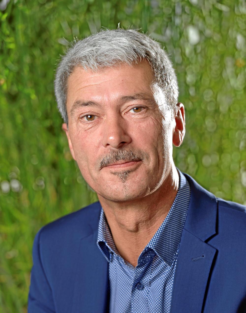 Volker Nitz undrer sig over, at transportministerens nej til lovkrav om vinterdæk kommer før høringsfristens udløb. Volker Nitz undrer sig over, at transportministerens nej til lovkrav om vinterdæk kommer før høringsfristens udløb.