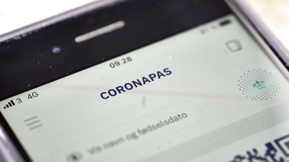 Ny coronapas-app kan nu downloades <i>Signe Goldmann/Ritzau Scanpix</i>