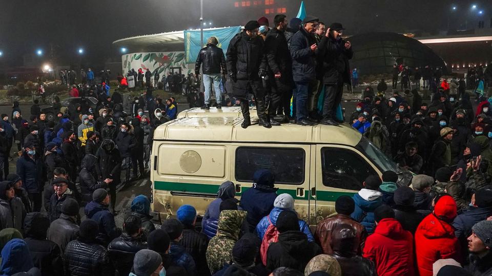 TOPSHOT-KAZAKHSTAN-ENERGY-PROTEST-UNREST <i>Abduaziz Madyarov/Ritzau Scanpix</i>