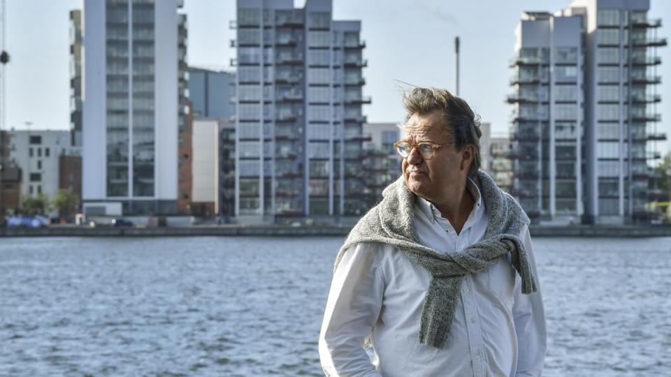 Manden og magten: Byudviklere fra hele landet har de seneste mange år kigget imod udviklingen af Aalborg, som stadsarkitekt Peder Baltzer Nielsen har sat et markant præg på. Medfører balladen om udbygningsaftaler en overdrevet angst for fejl, kan det hæmme kreativiteten og lysten til at byde ind fremover, mener markante lokale profiler. Arkivfoto: Michael Koch <i>Michael Koch</i>