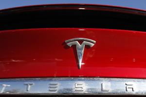 Tesla med rekordsalg - men forsyningskæden er udfordret