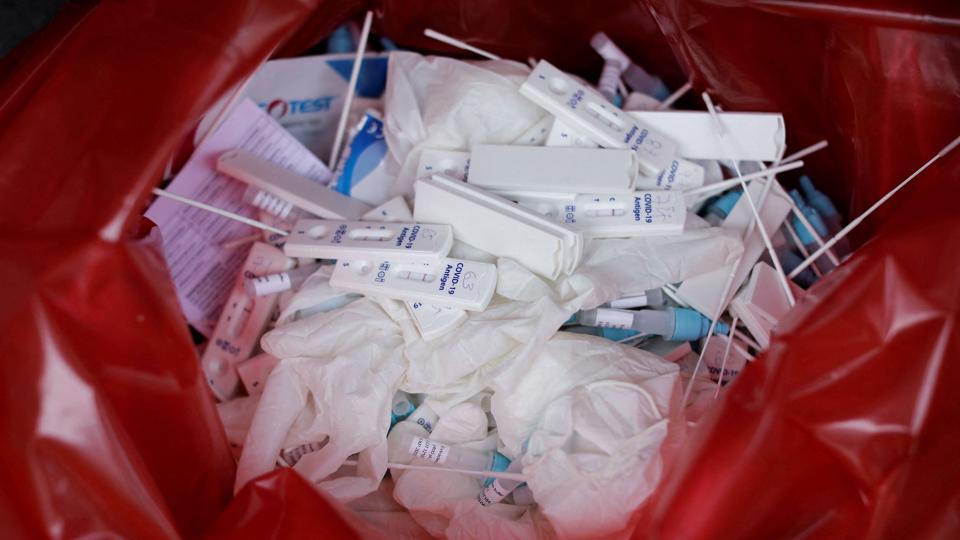 People get tested for coronavirus disease (COVID-19) in Lima <i>Angela Ponce/Reuters</i>