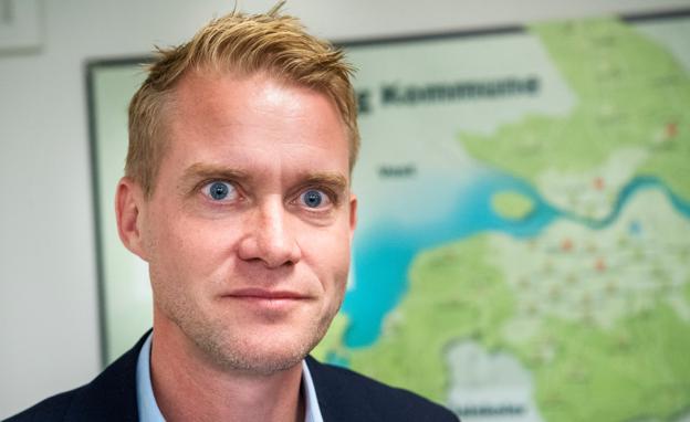 Skolechefen i Aalborg Kommune, Mads Rune Jørgensen, forklarer, at forvaltningen vurderede, Bos sag levede op til kriterierne for dispensation i særlige tilfælde. <i>Arkivfoto: Kim Dahl Hansen</i>